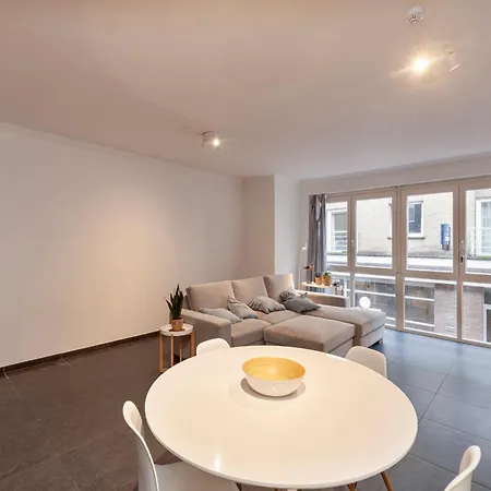 In Near The 아파트 *