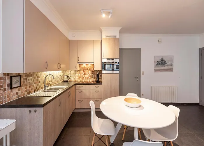 In Near The * 布兰肯贝赫